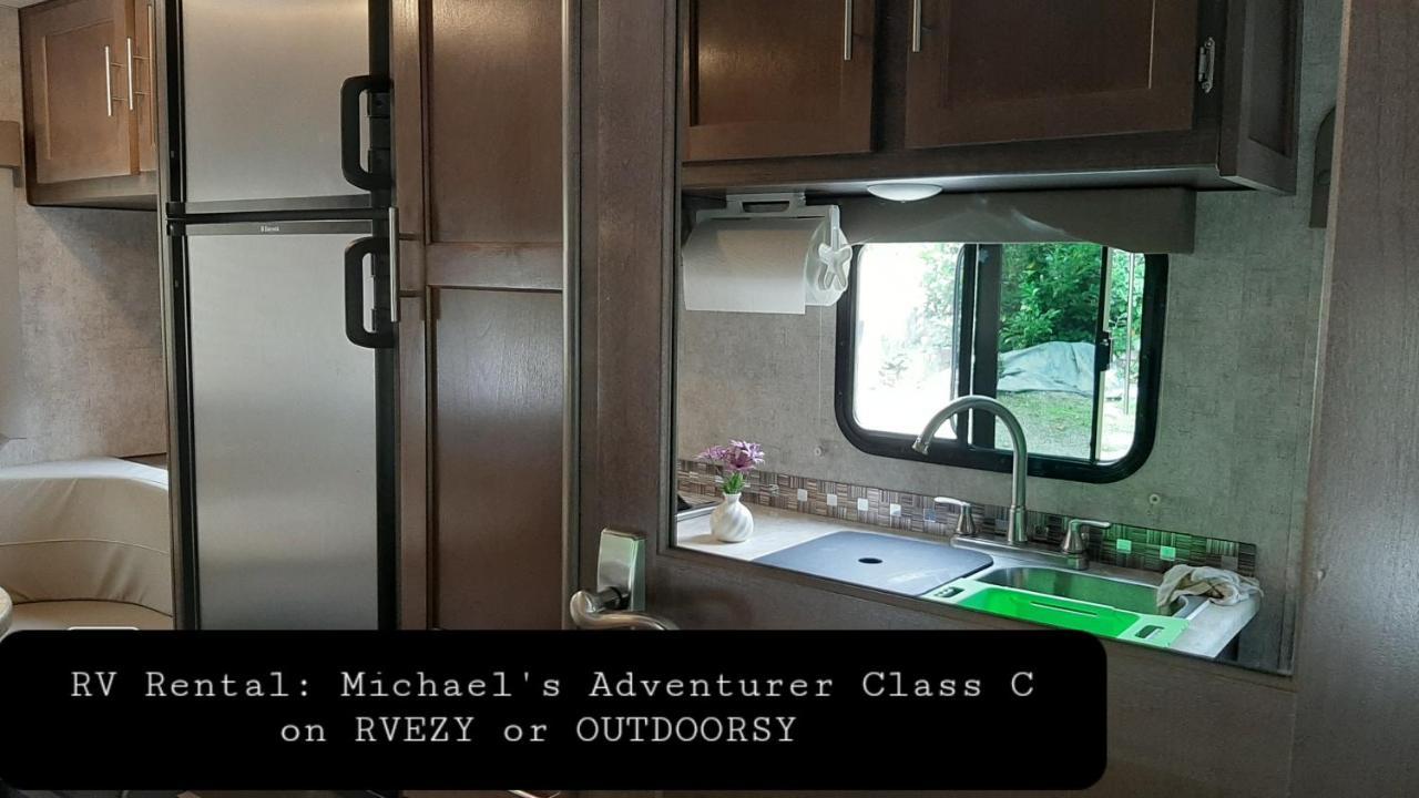 Riverfront Bed And Breakfast Lynn Creek Bagian luar foto