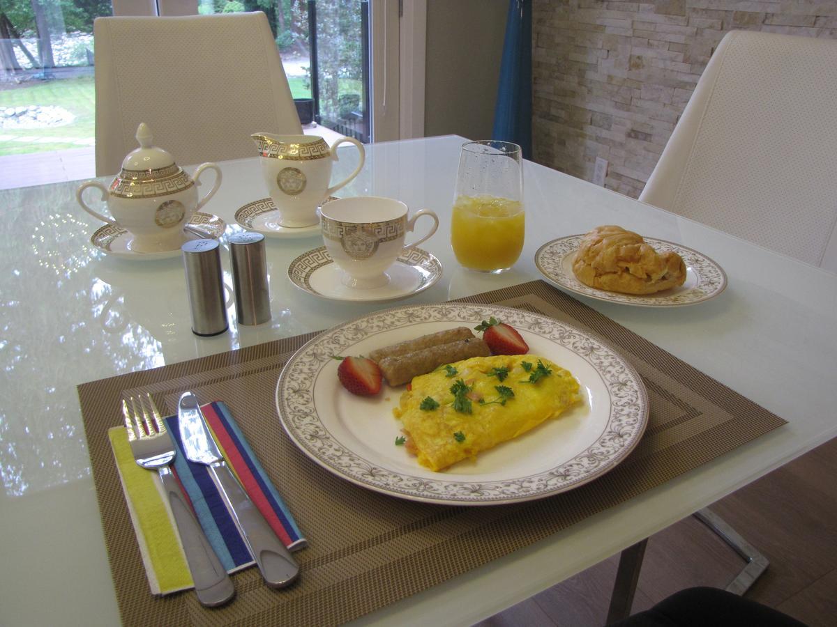 Riverfront Bed And Breakfast Lynn Creek Bagian luar foto