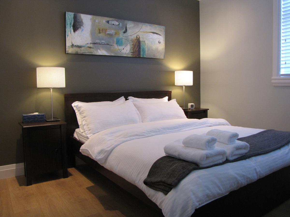 Riverfront Bed And Breakfast Lynn Creek Bagian luar foto