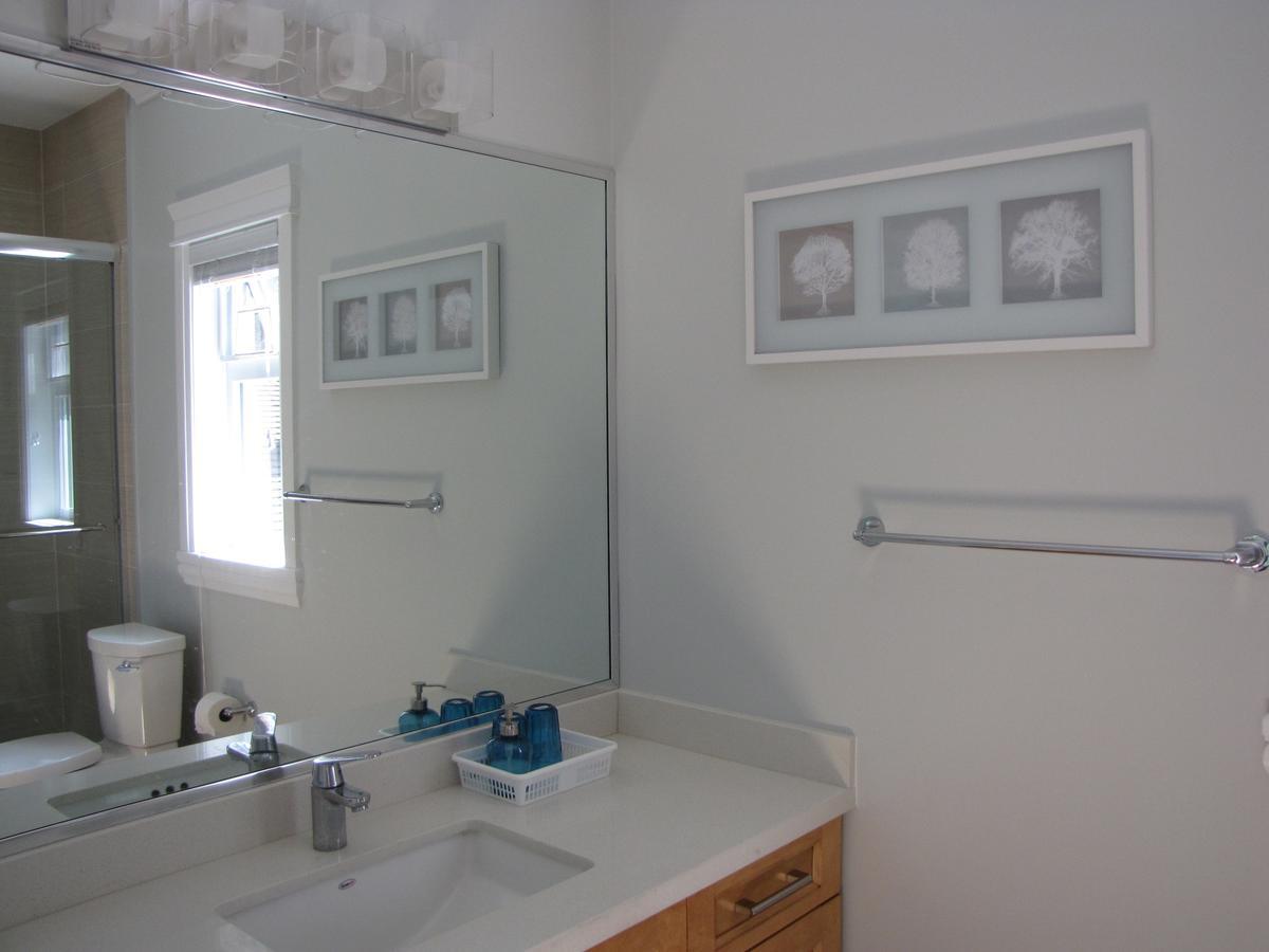 Riverfront Bed And Breakfast Lynn Creek Bagian luar foto